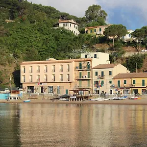 hotel-lapprodo-porto-azzurro.it-tuscanyhotel.com/